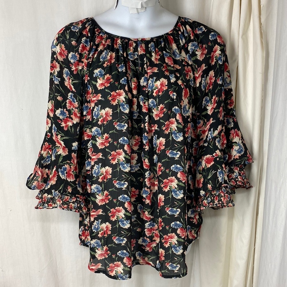 Chaps 1x Bell Sleeve Floral Tunic Top